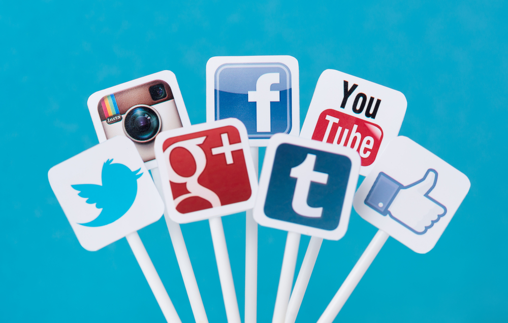social_media_influencing_customers